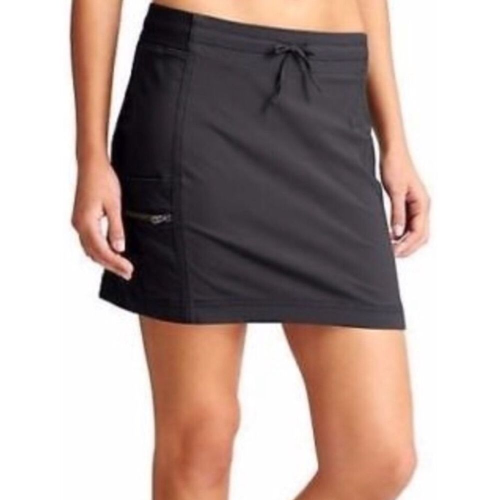 Athleta Trekkie skirt drawstring cargo style skirt shorts black size 0